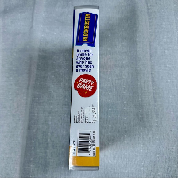 The Blockbuster Game - Movie Party Game NEW from Big Potato Games - Picture 3 of 7